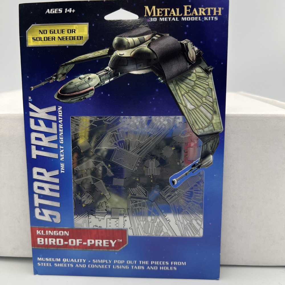 Star Trek Klingon Bird Of Prey Metal‎ Earth 3D Model Kit Brand New